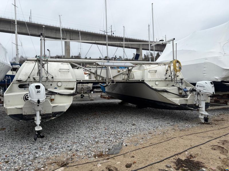 15 qm Catamaran Sport