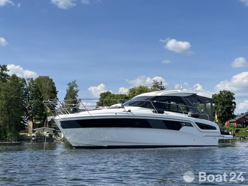 Bavaria  S 33 HT