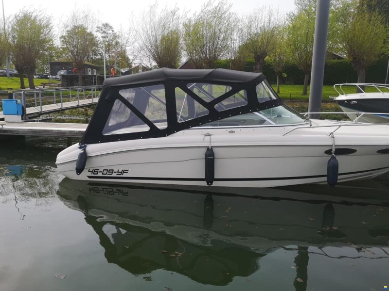Sea Ray 230 OV signature
