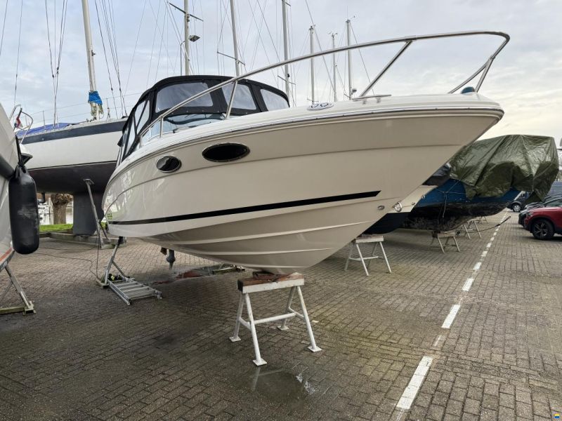 Sea Ray 230 OV signature