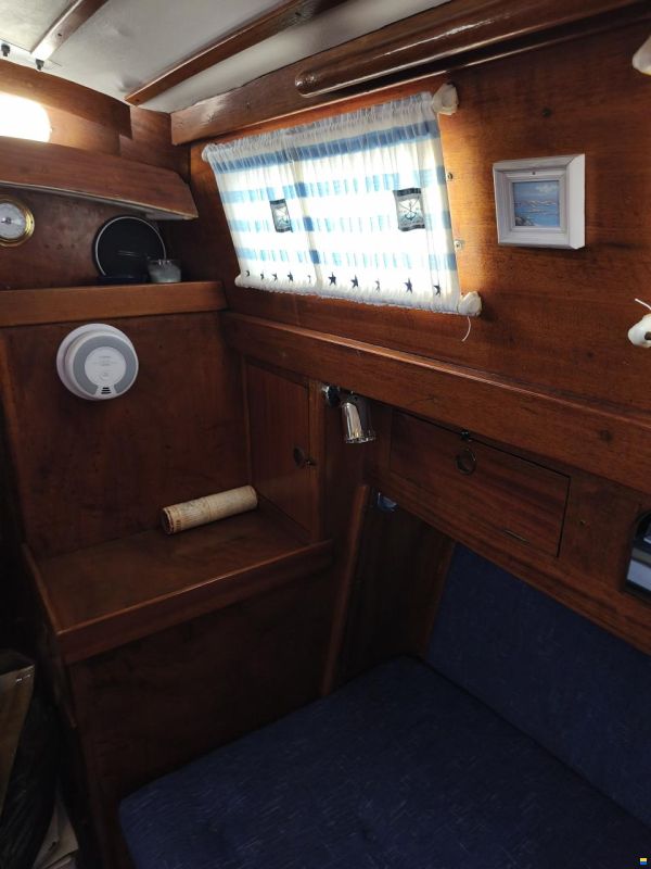 Hallberg-Rassy P28