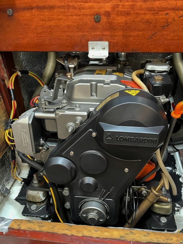 Hallberg-Rassy P28
