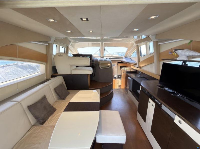 Cranchi Atlantique 43