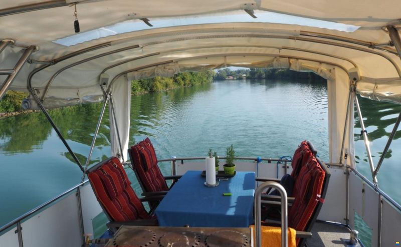 Pedro 1000 Flybridge