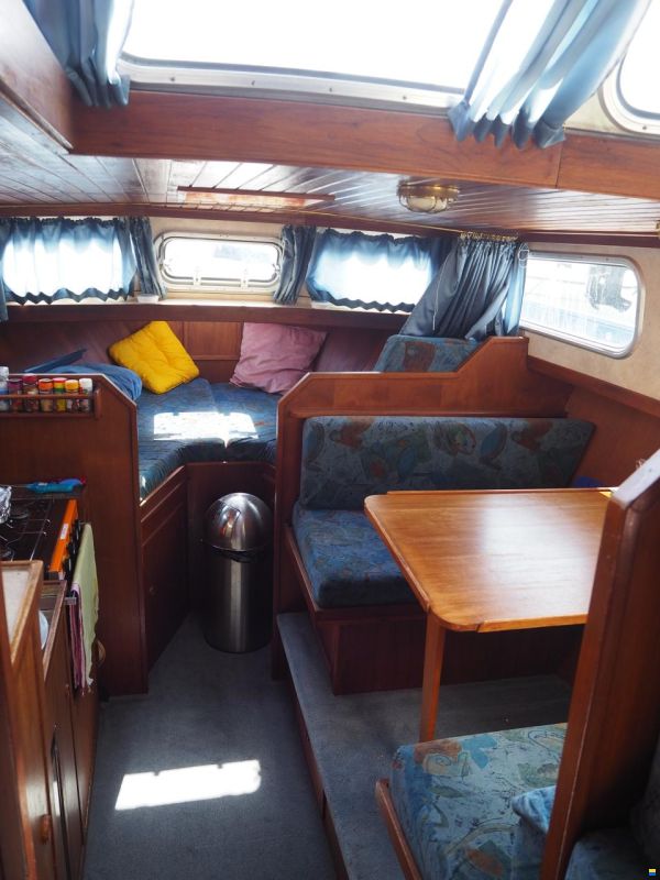 Pedro 1000 Flybridge