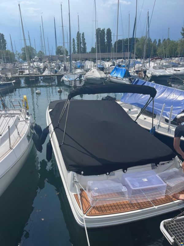 Bayliner VR4E 2023 en excellent état