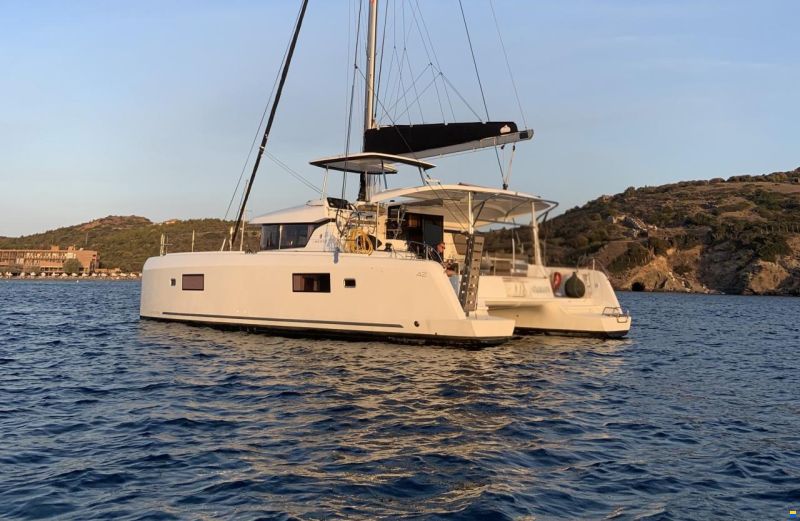 Lagoon 42