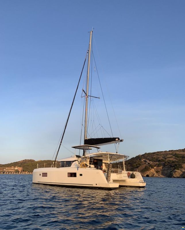 Lagoon 42