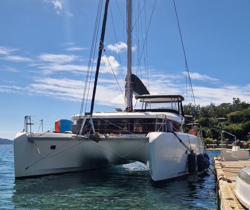 Lagoon 42