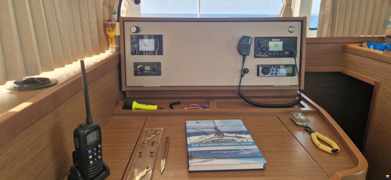 Lagoon 42
