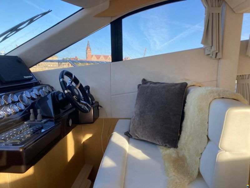 Galeon 380 Fly