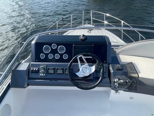 Galeon 380 Fly