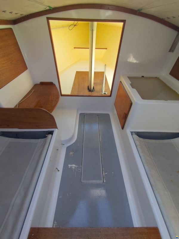 Westerly J24
