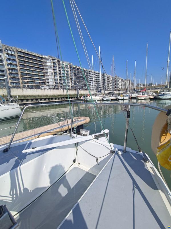 Westerly J24