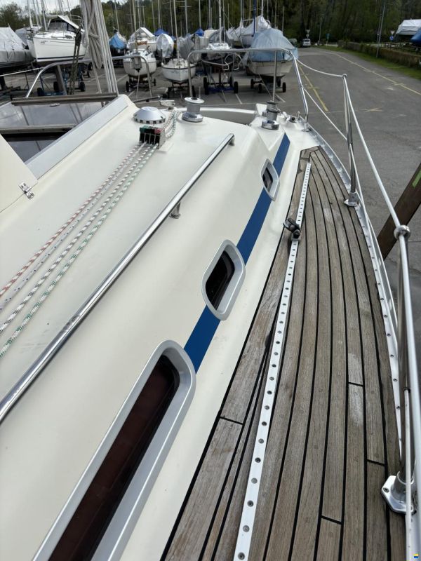 Bavaria 30