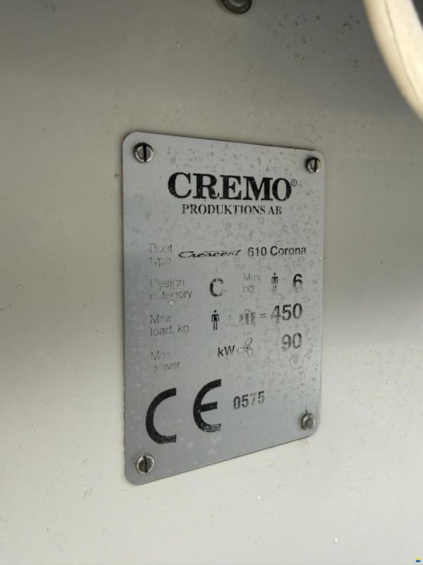 Crescent Corona 610