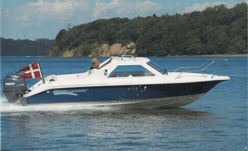 Crescent Corona 610