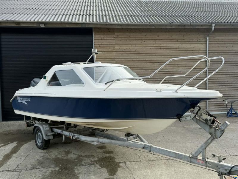 Crescent Corona 610