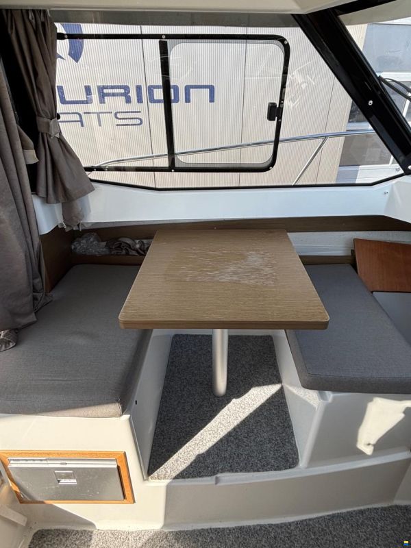 Jeanneau Merry Fisher 605