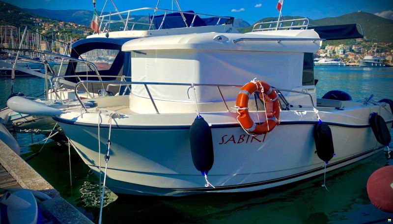 Quicksilver Capture 675 Pilothouse