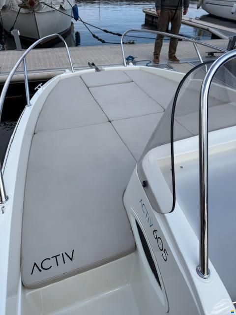 Quicksilver 605 Sundeck/150hp