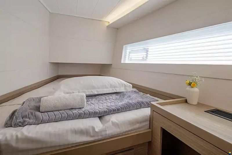 Lagoon 40
