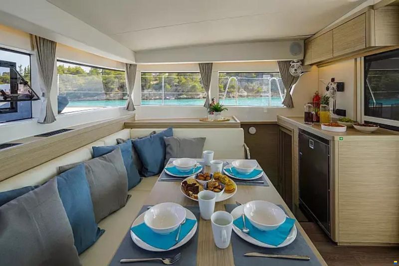 Lagoon 40