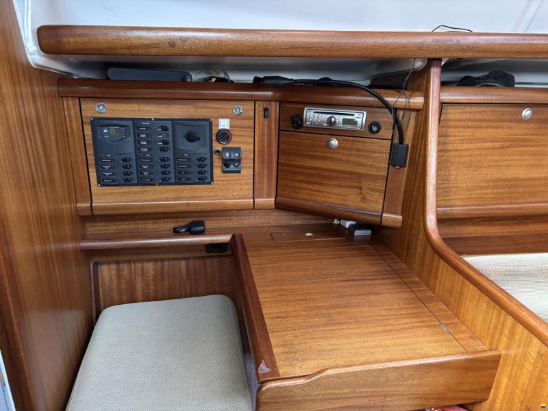 Delphia 33