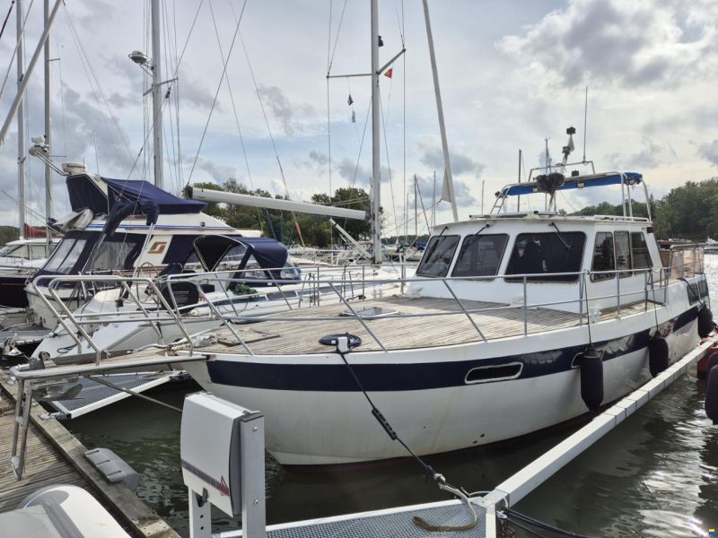 Bahama 35