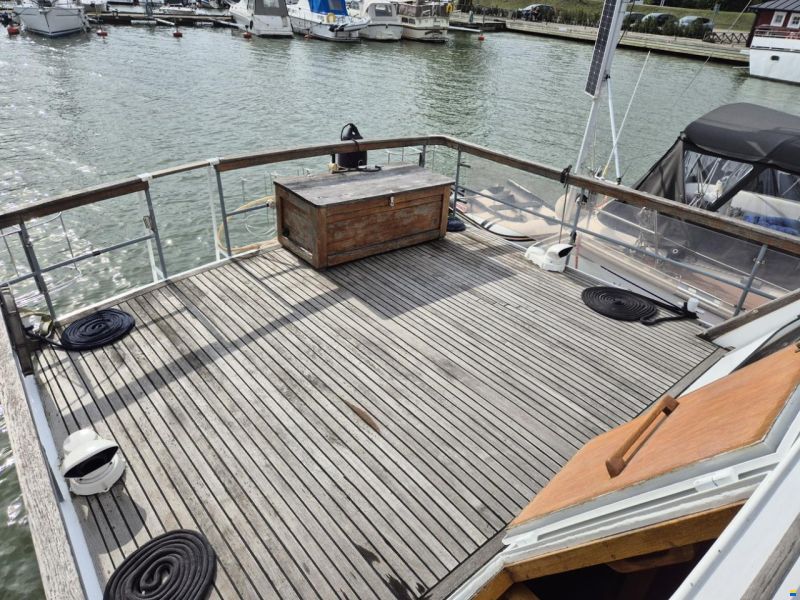 Bahama 35