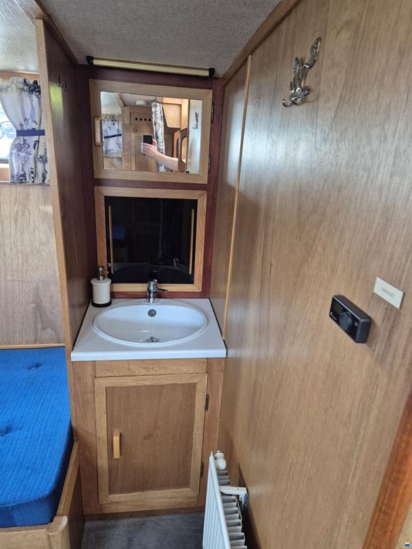 Bahama 35