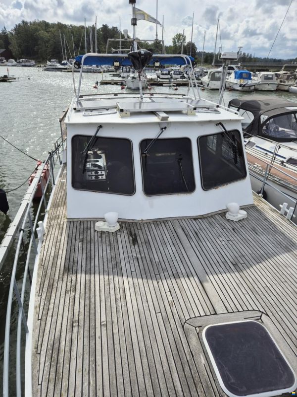 Bahama 35
