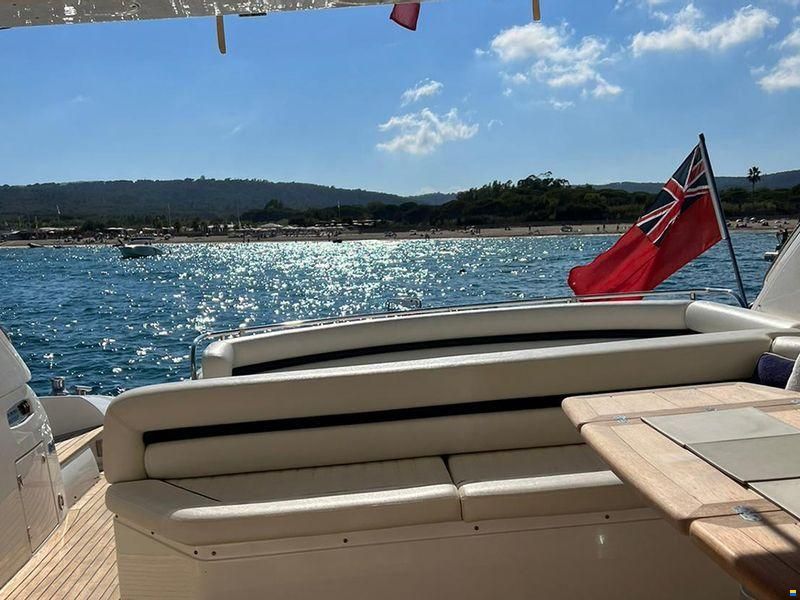 Sunseeker Predator 68