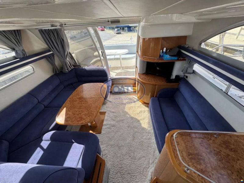 Sealine 360 STATESMAN