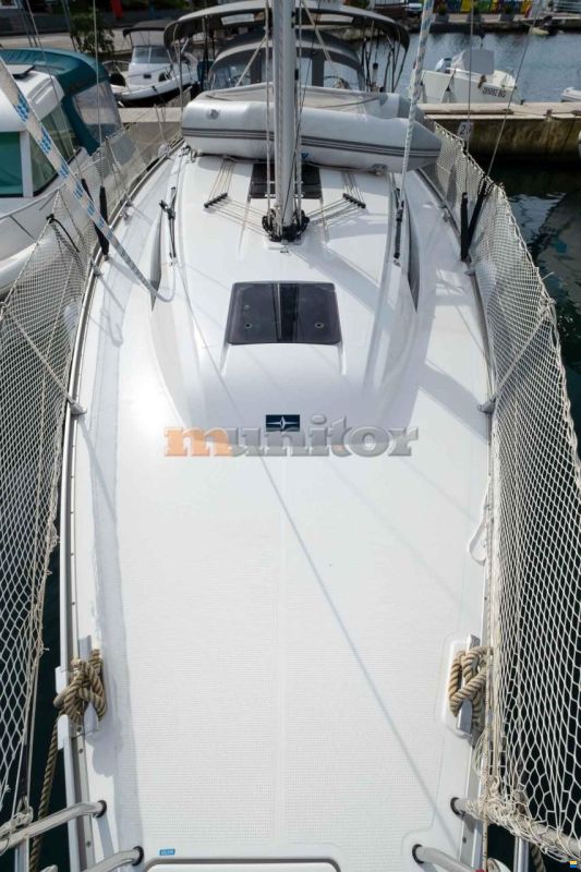 Bavaria Cruiser 37