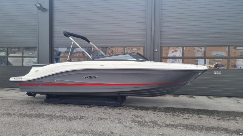 Sea Ray SPX 230 Ltd. Edition