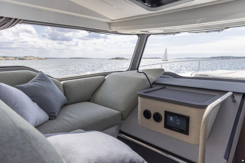 Nimbus 495 Flybridge