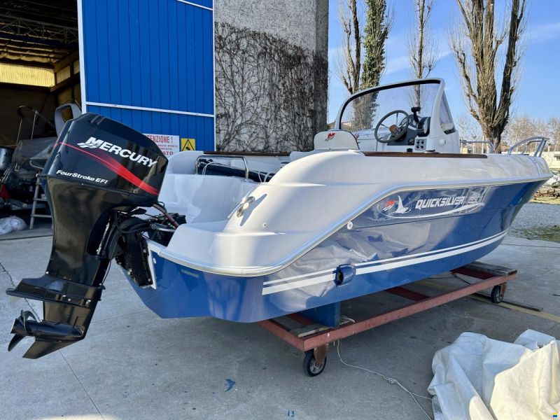 Quicksilver 550 Commander