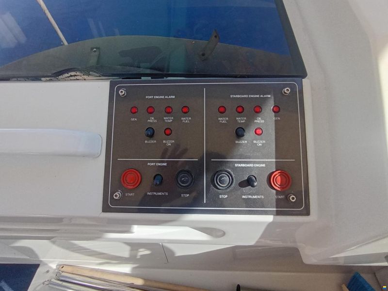 Pershing 38