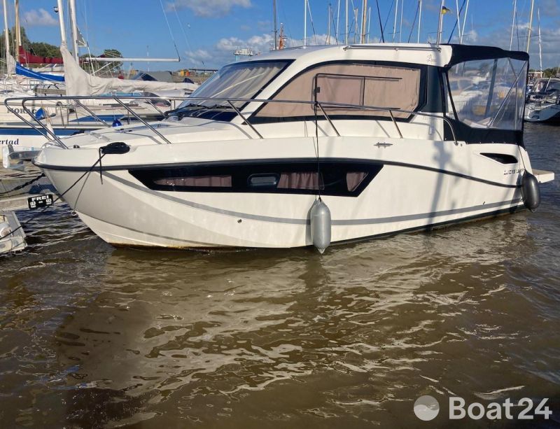 Quicksilver Activ 755 Weekend