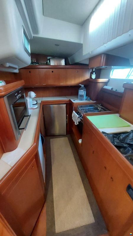 Beneteau 57