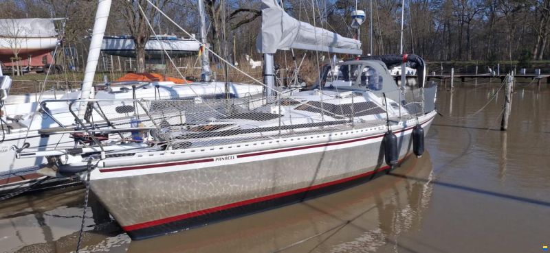Alubat Ovni 30