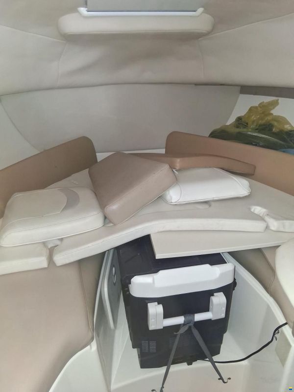 Boston Whaler 255 Conquest