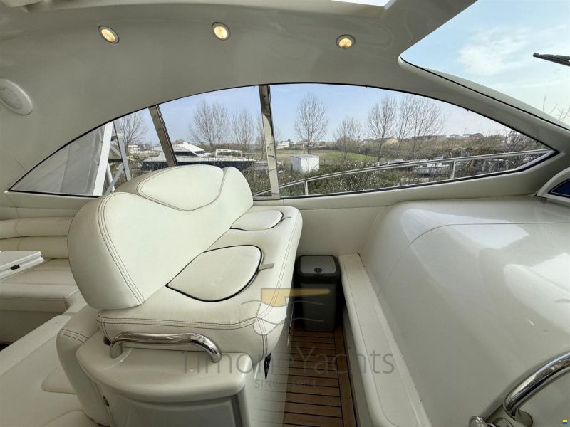 Pershing 54