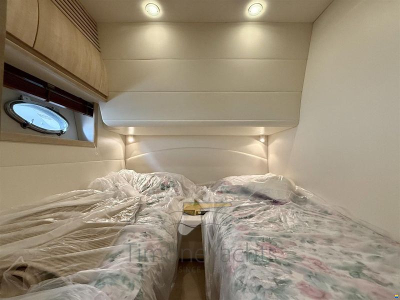 Pershing 54