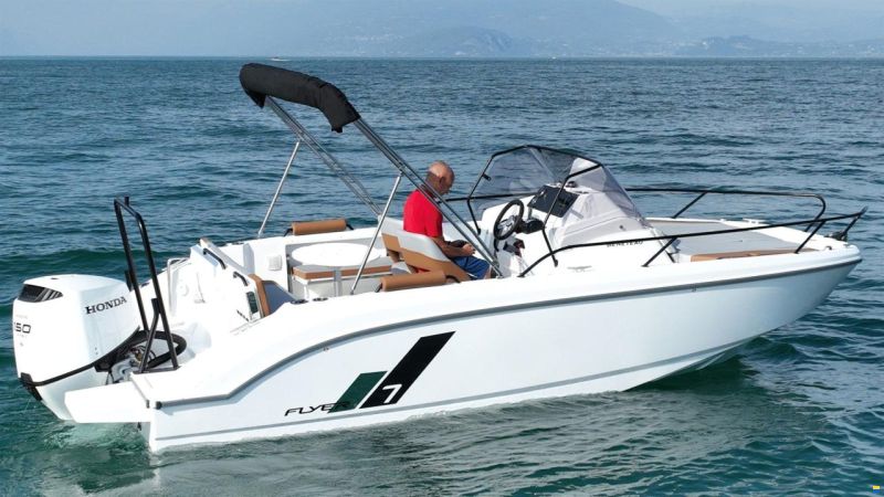 Beneteau Flyer 7 SUNdeck