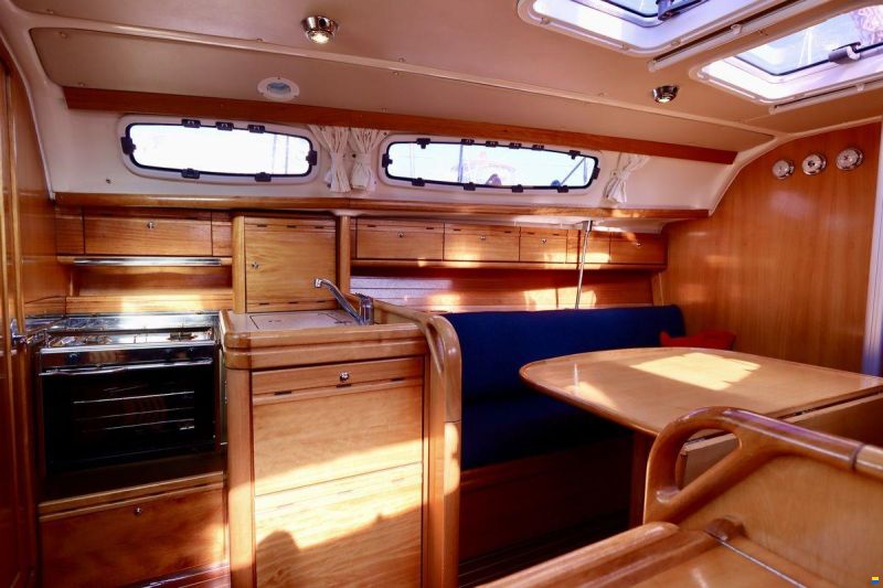 Bavaria 31