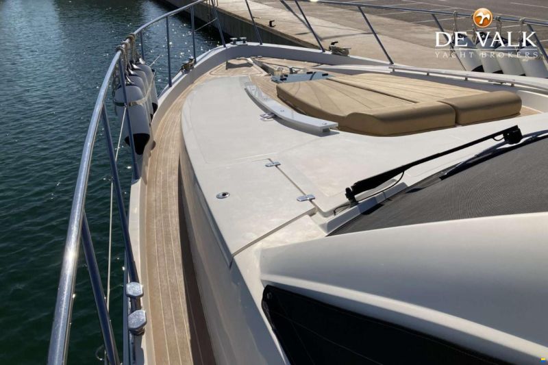 Sealine T60
