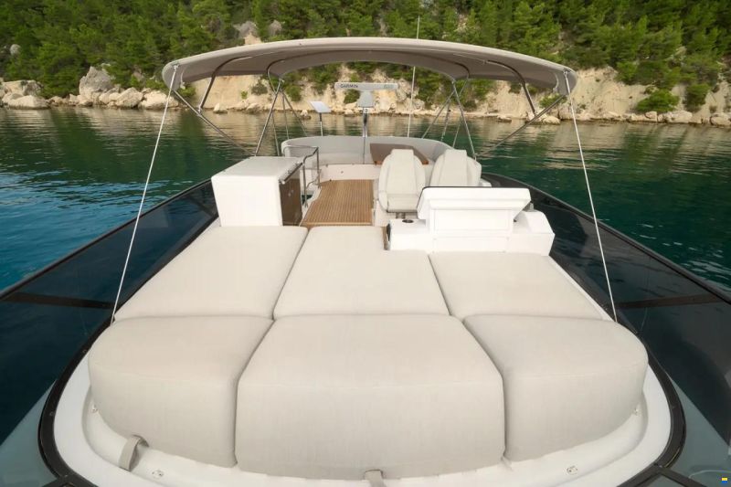 Azimut Fly 53