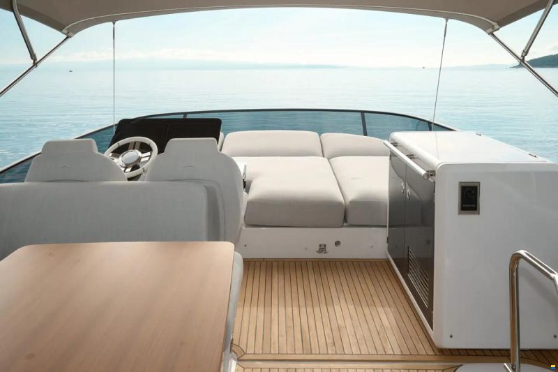 Azimut Fly 53